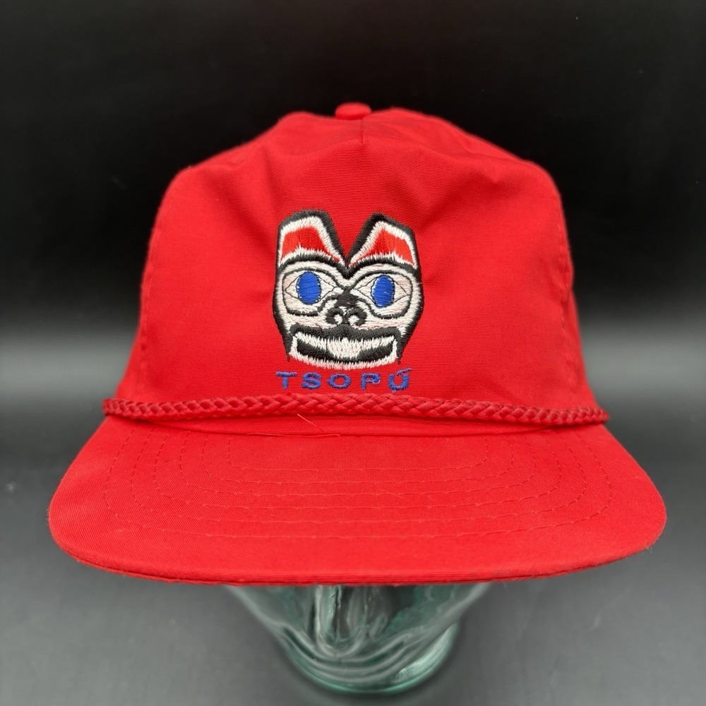 Red Tsopú Embroidered Mask‎ Snapback Hat Braided Brim KC One Size